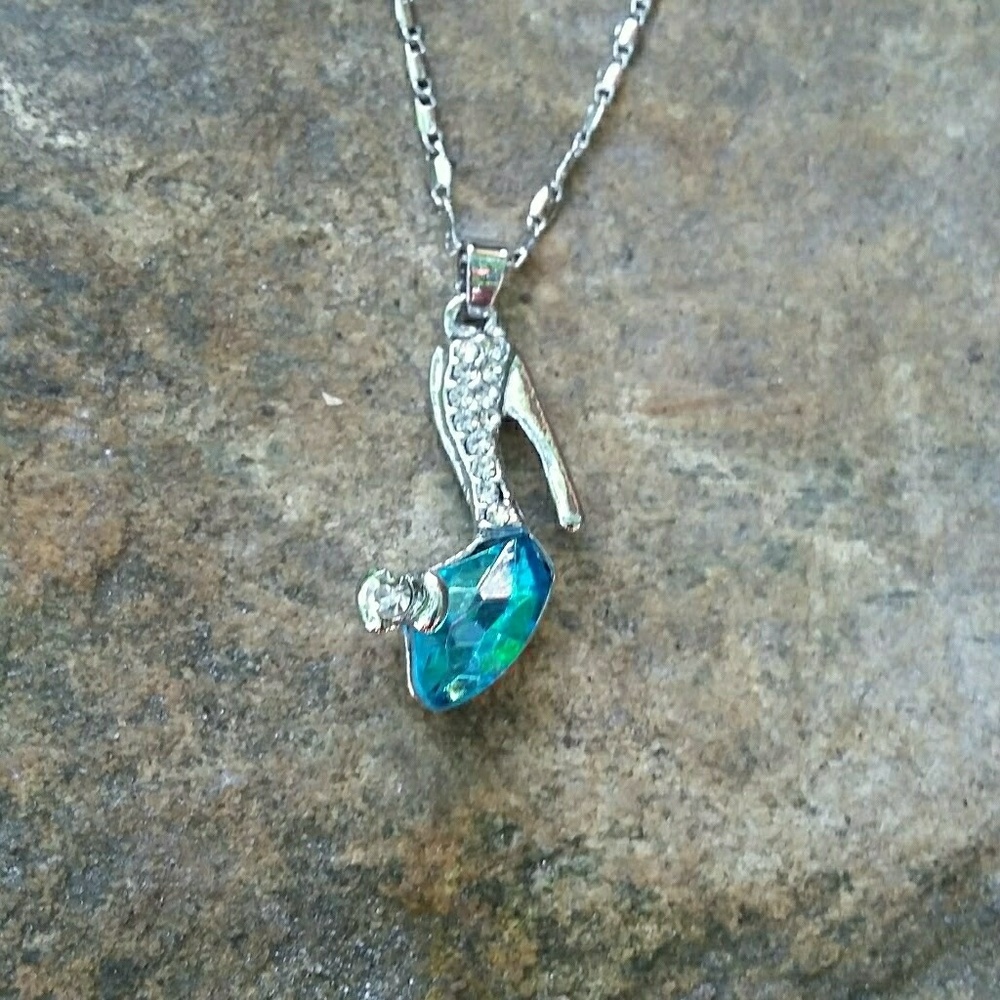 High heel necklace